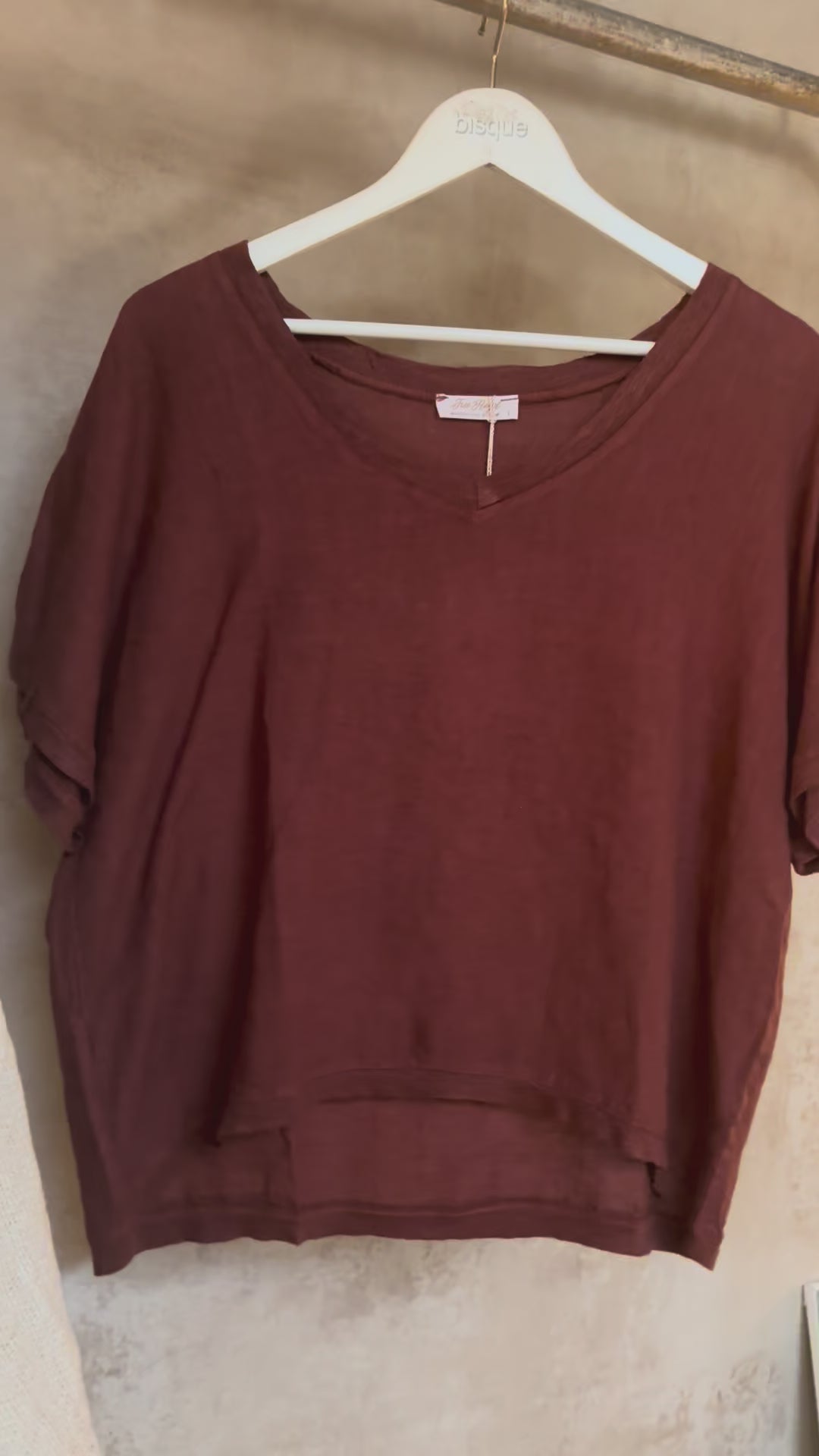 Italian Linen : Armonia : V Neck T-Shirt | Coco
