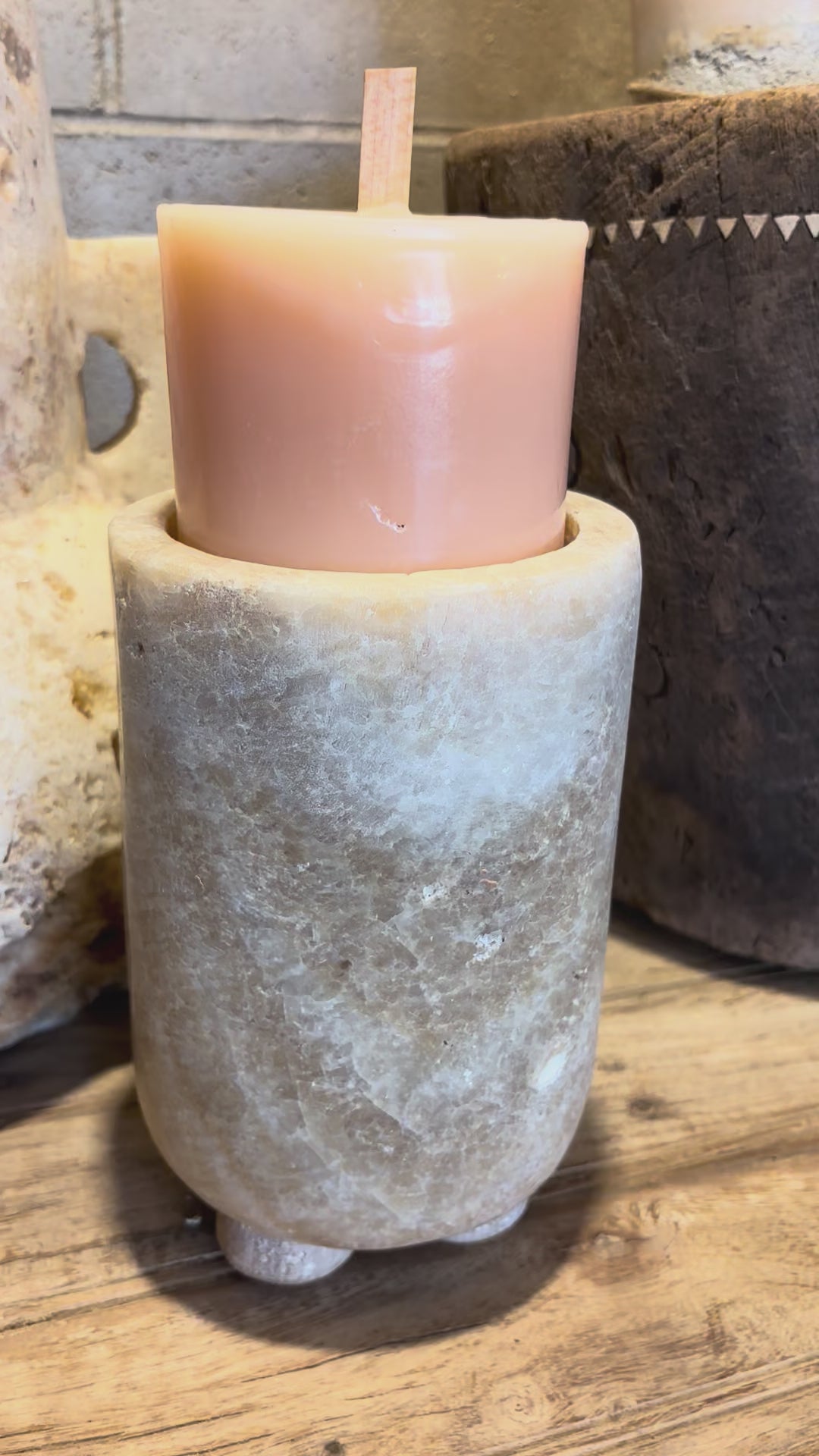 SAREL : IG642ONYX CANDLE HOLDER NATURAL	dia 12 x h 16(18) cm