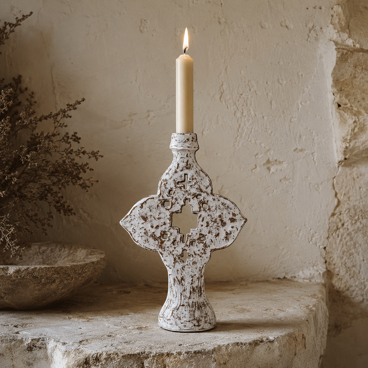 Pura : Candle Holder