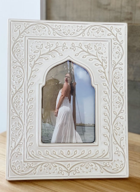 Indira 4x6 Photo Frame – BisqueTraders
