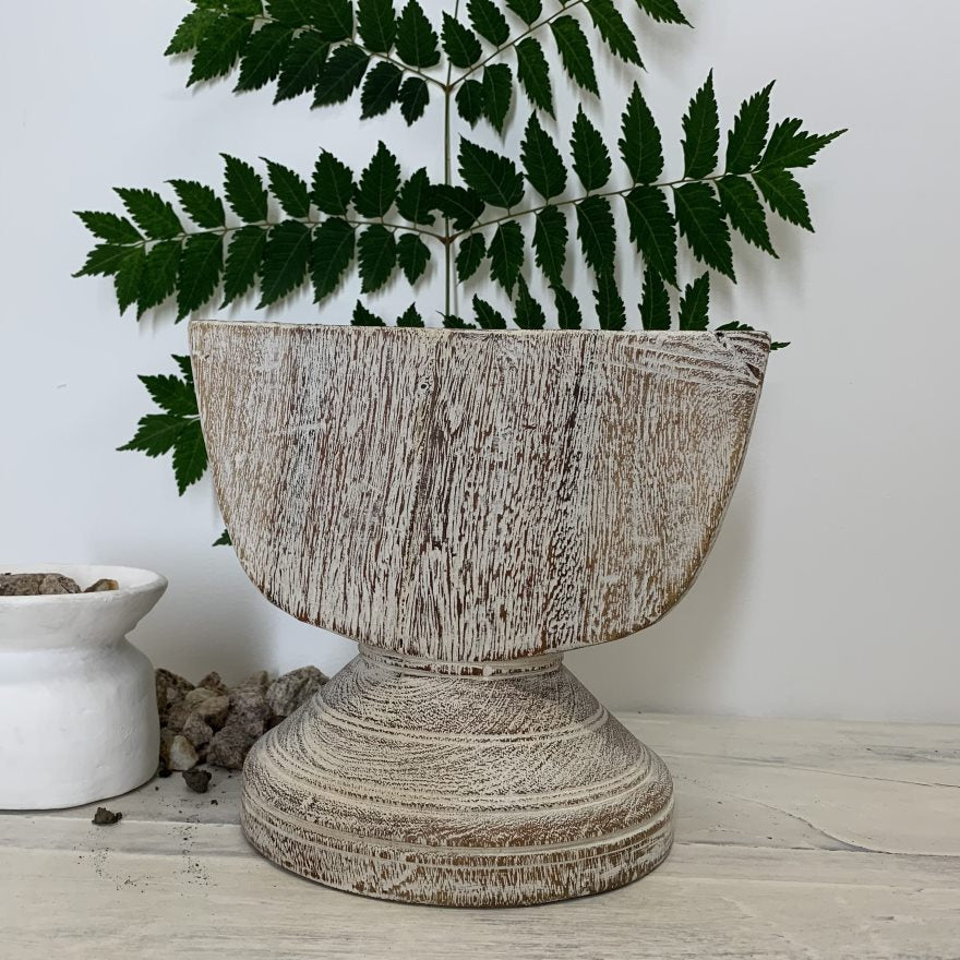 Delan : Wooden Seeder, Whitewashed