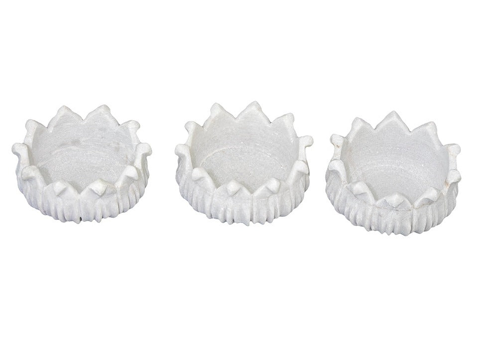 Fleur : Round Lotus Flower Candleholder
