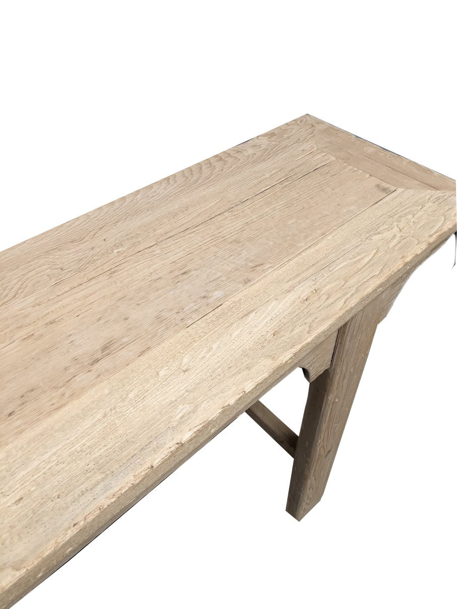 Lee :  Oriental Console, Old Pine