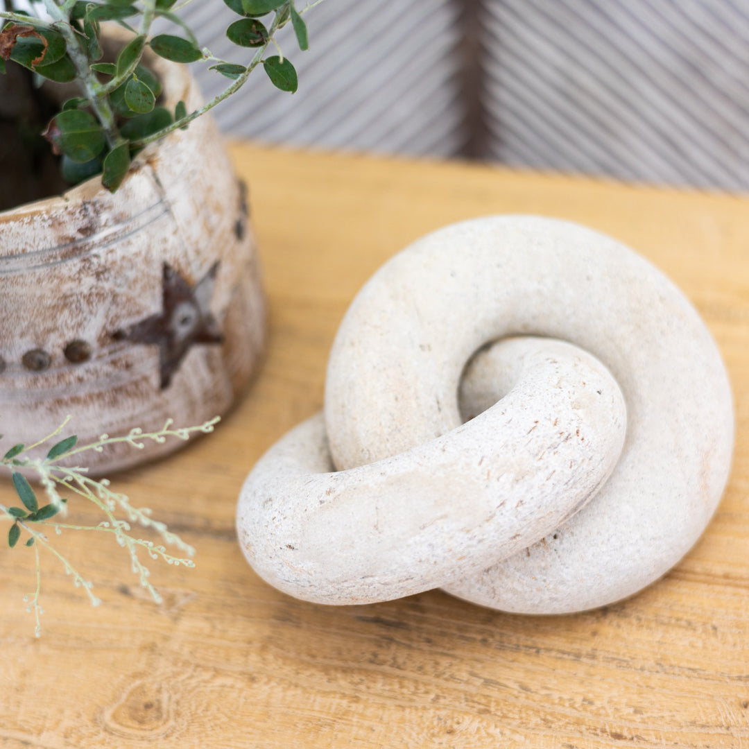 Shawna : Limestone Chain 3