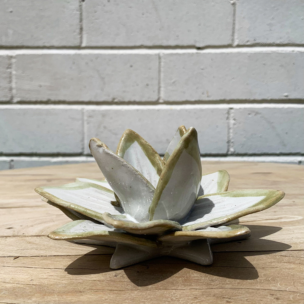 Merana : Ceramic Lotus Incence Holder