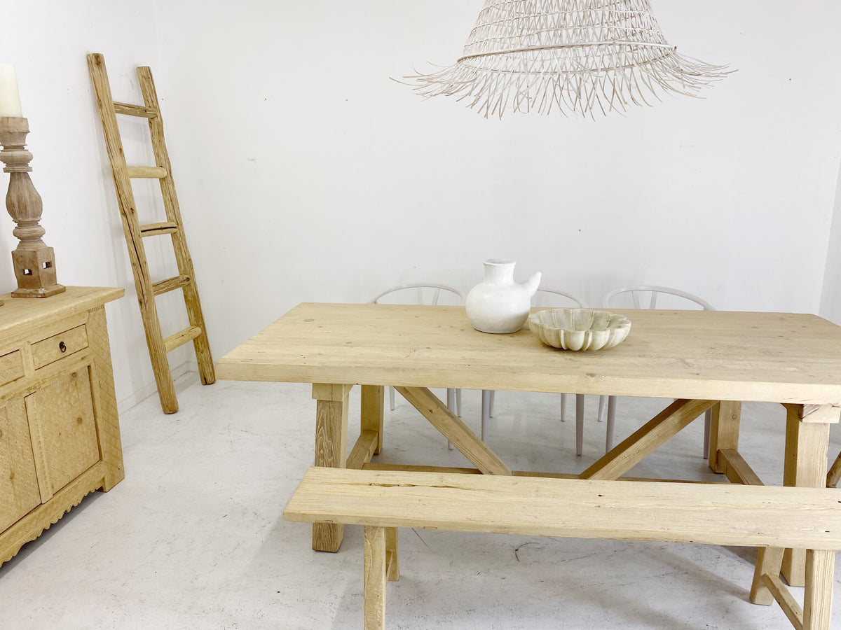 'Benjamin' Farmhouse Dining Table 3m, Bleached | OUTLET
