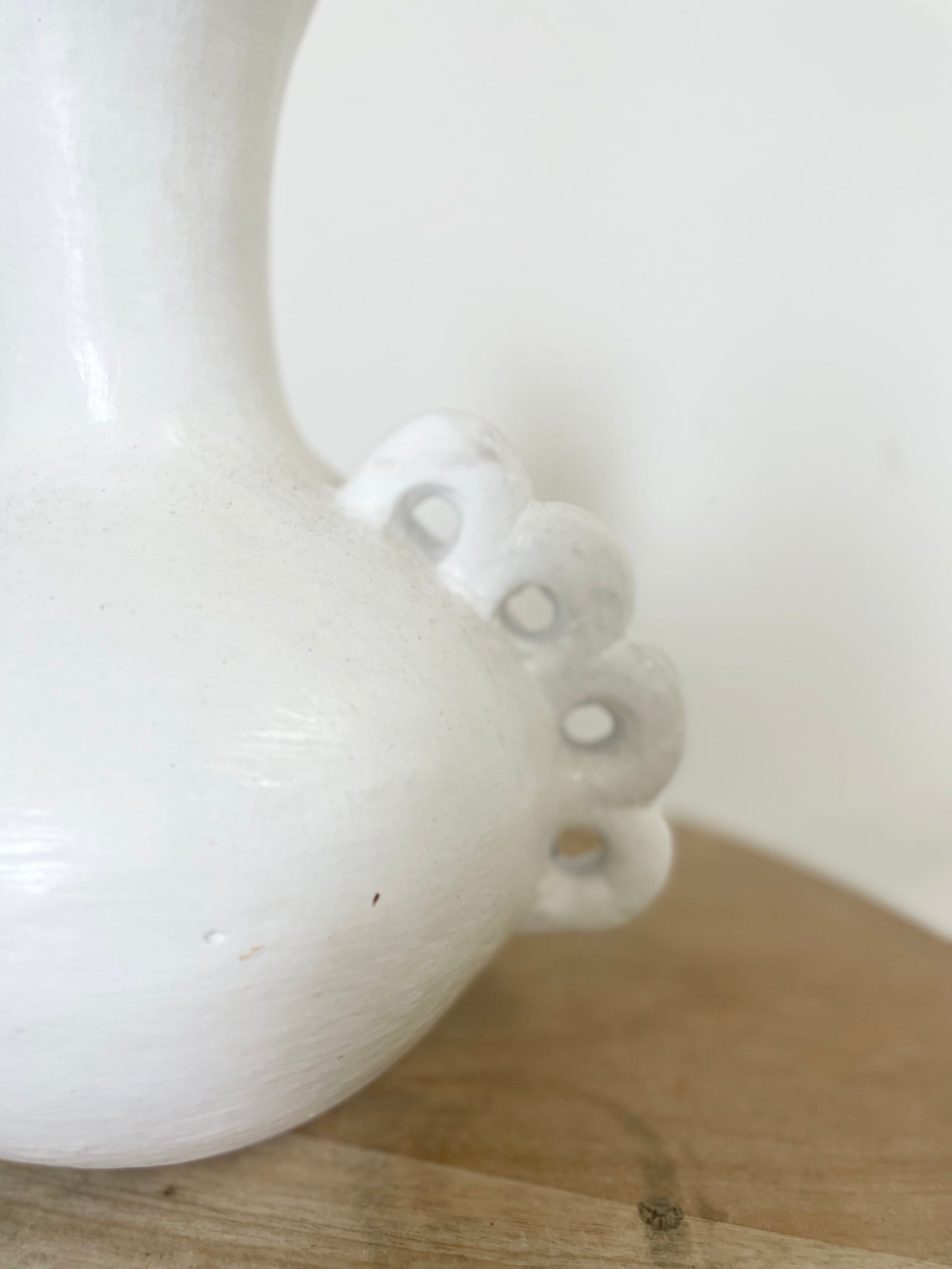 Frill : Vase White