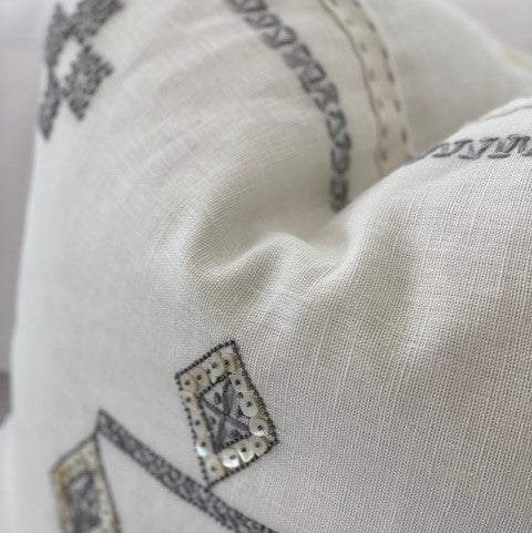 Layana : Indian Linen Cushion, Square