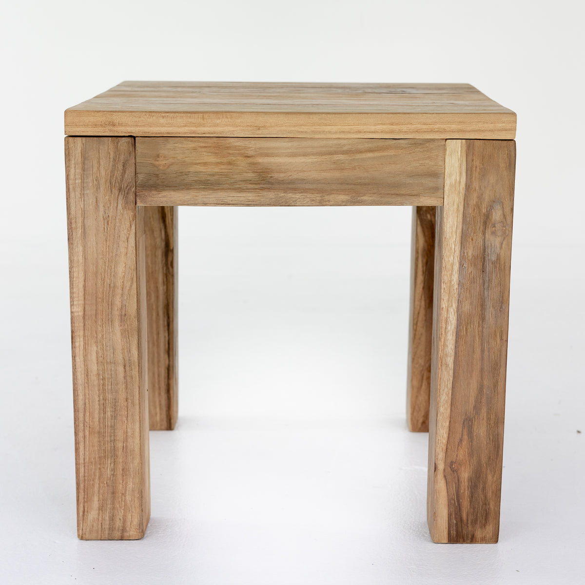 Santoso : Outdoor Side Table, Natural