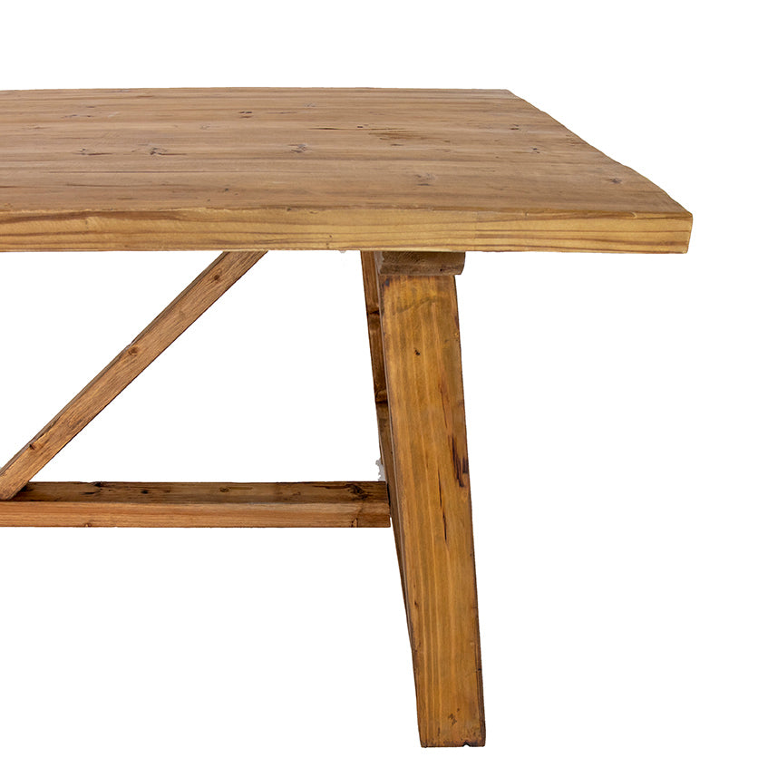 William : Classic Farmhouse Table